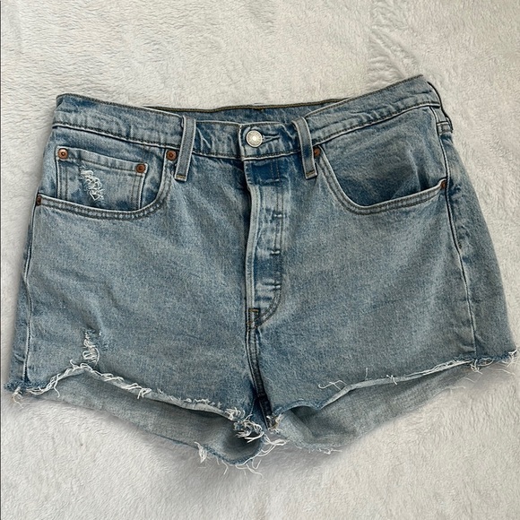 Levi Strauss Levi's High Rise Distressed Cut-off Shorts 30 Button‎ Fly - Picture 1 of 9